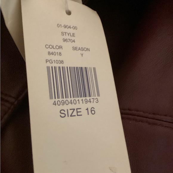 LORD AND TAYLOR LEATHER BLAZER SZ 16 NWT # blazer # leather # soft - Picture 6 of 8